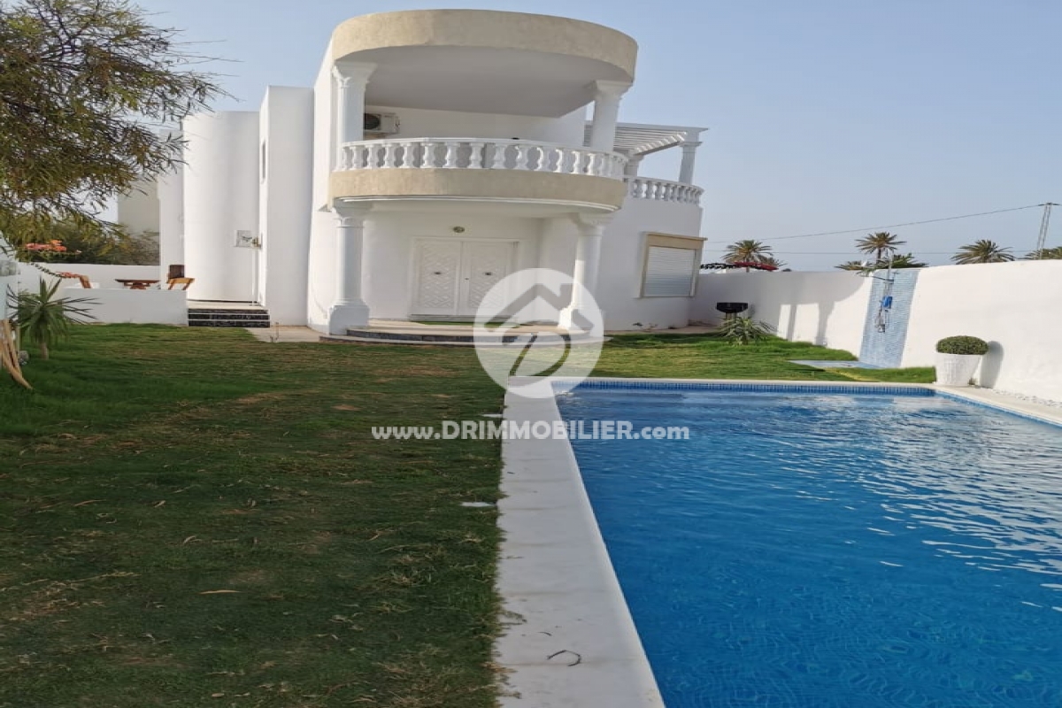 L 338 -                            Vente
                           Villa avec piscine Djerba
